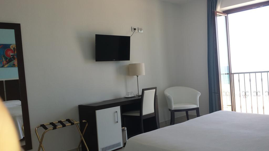 Buddi Hotel بلاتامونيس المظهر الخارجي الصورة