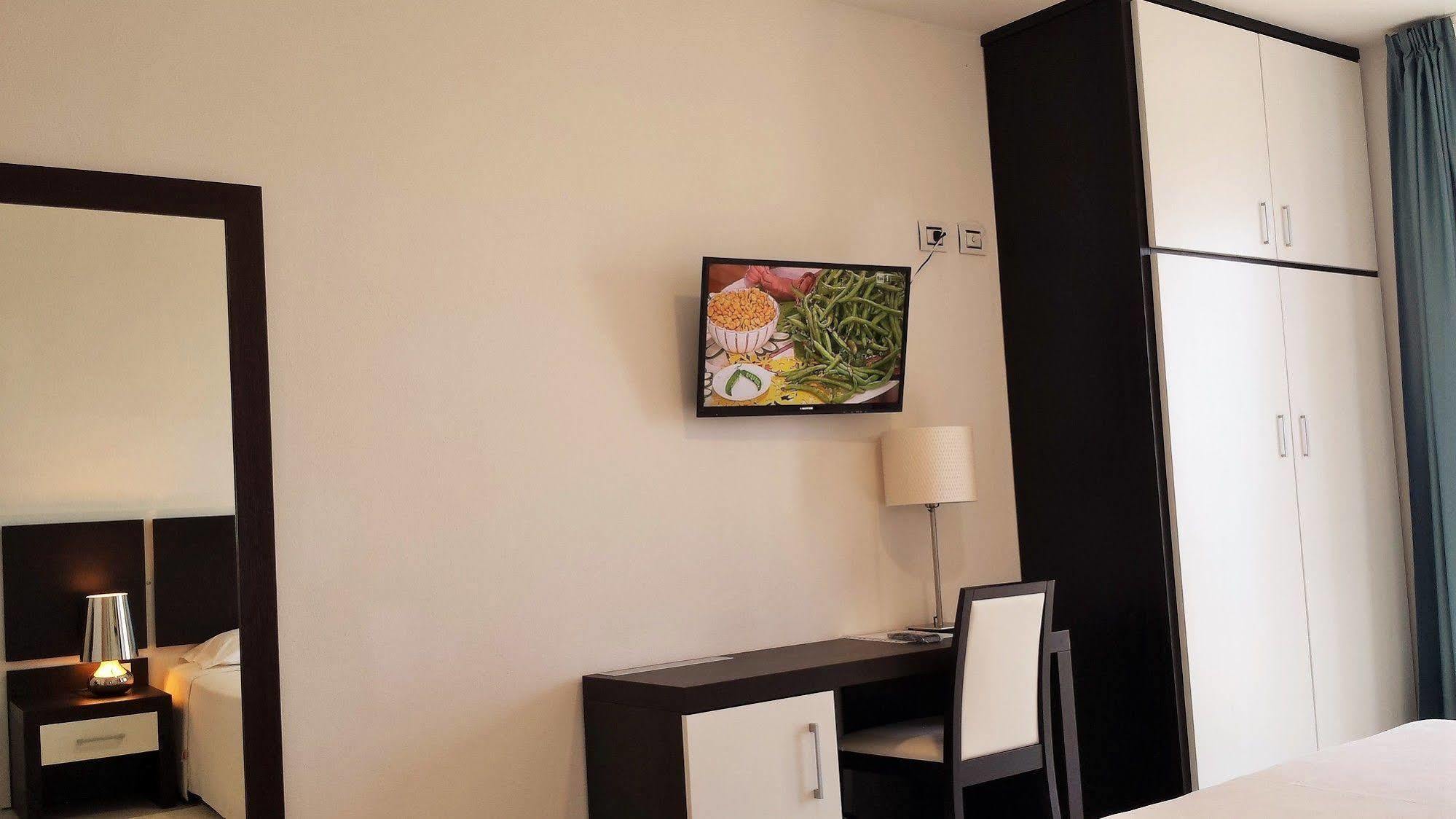 Buddi Hotel بلاتامونيس المظهر الخارجي الصورة